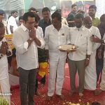 Sarathkumar pays floral tributes